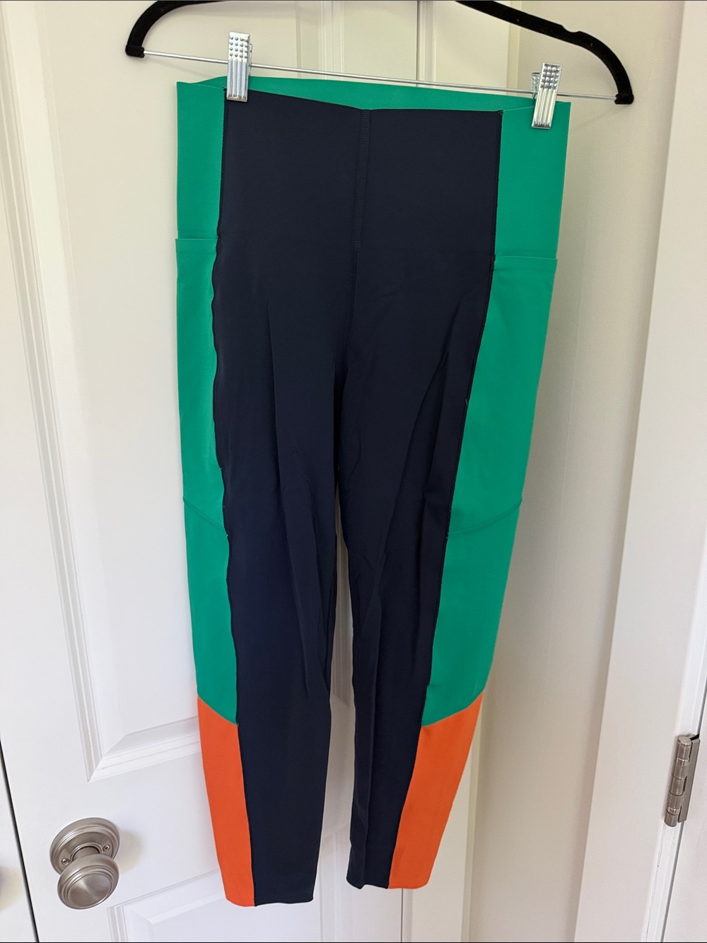 Sweaty Betty Colorblock 7/8 Leggings in Green, Navy & Orange